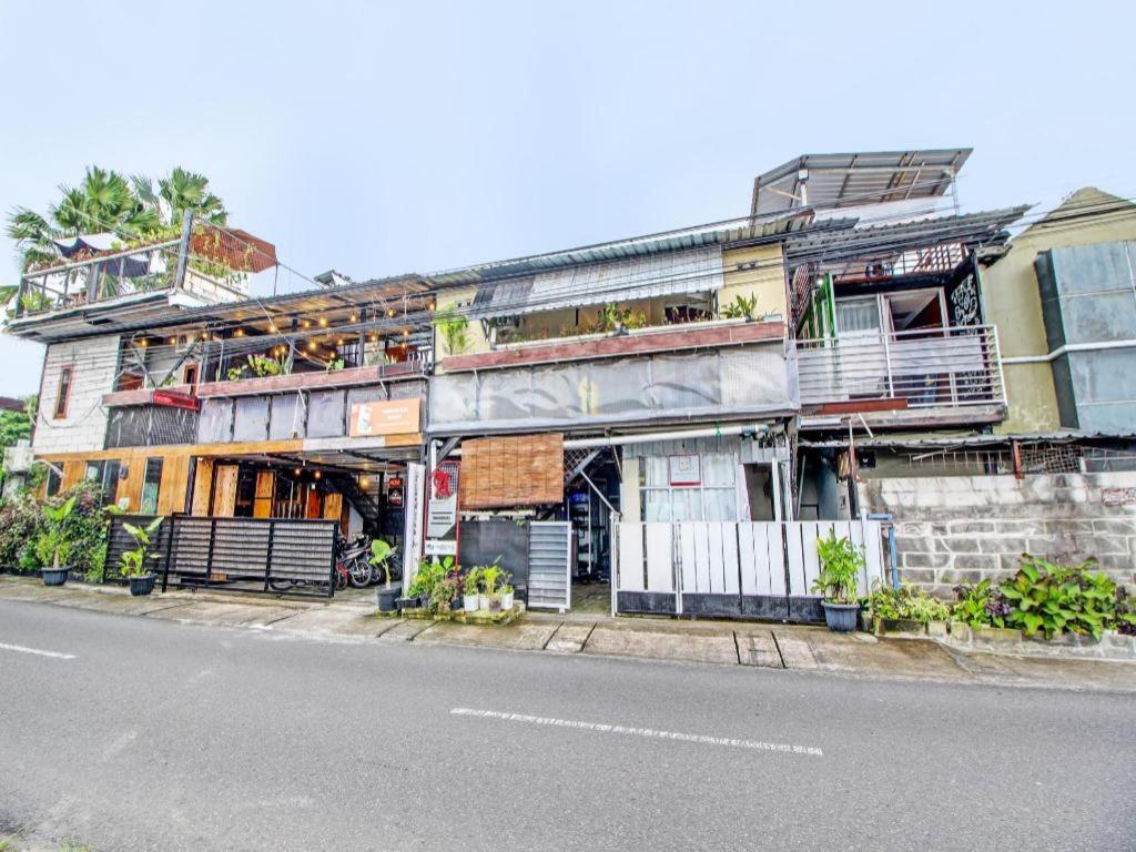 Oyo 92256 Sentosa Residence Yogyakarta Ngoại thất bức ảnh